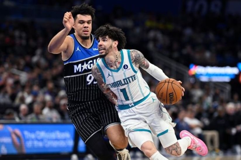 charlotte hornets vs detroit pistons timeline